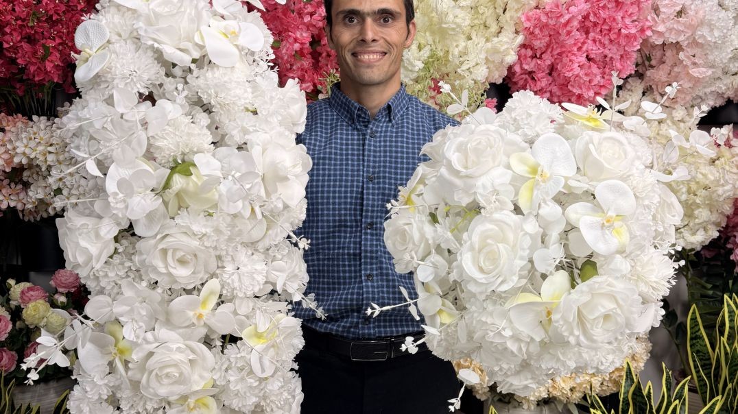 ⁣پنل گل یک متری و طرح گرد